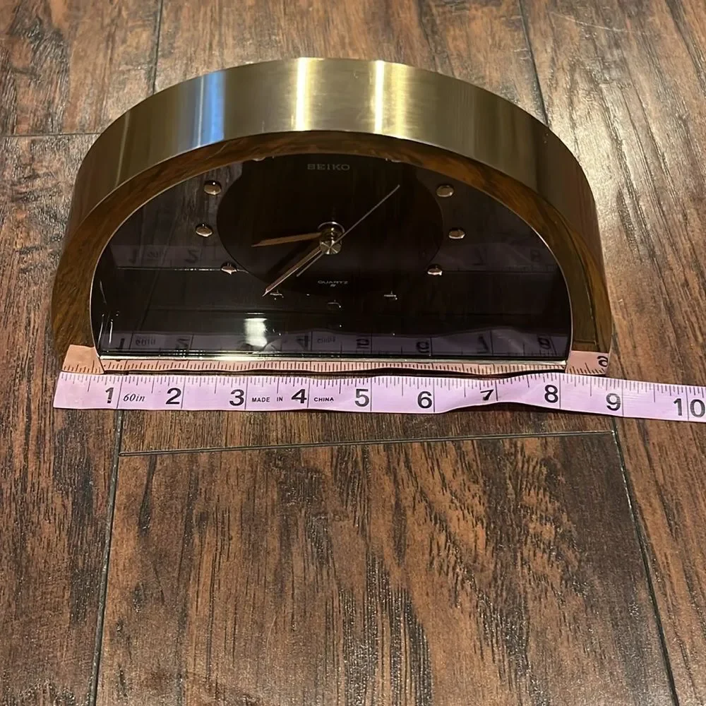 Beautiful 1 Vintage Seiko Hollywood Regency Brass Table Clock, 1980s, Gold